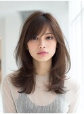 ミディアムレイヤー/ダークグレージュ/ハッシュカット