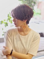 イロ(Ilo) 前下がりグラデーション〔ショート〕