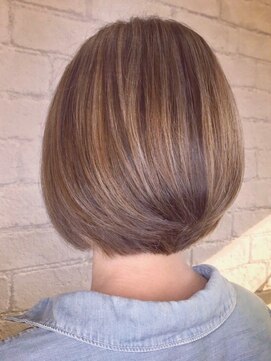 グレープバイン(GRAPEVINES) 明るめボブ