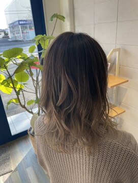 リラ ヘア サロン(rela hair salon) ローコントラストグラデ
