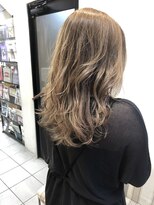 ペネロープ(Penelope)&nbsp;［新宿］ハイライト/クリアベージュ/レイヤー　担当　夕島