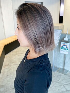 アイティーバイアルバム 下北沢店(IT by ALBUM) バレイヤージュボブ_グレージュカラーボブウルフ_ba418921