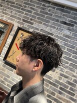 ミリオンバックス 御徒町店(Million Backs)&nbsp;波巻きパーマ/束感ショート/スパイラルパーマ<理容室>[メンズ]