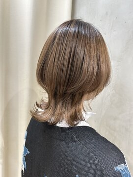 シーン(seen) ○ネオウルフカット○ 前髪あり 顔まわりレイヤー