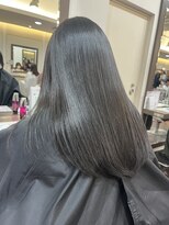 ヘアーアンドメイク ビス(HAIR&MAKE bis)&nbsp;ブリーチなしカラー/グレージュ/髪質改善トリートメント