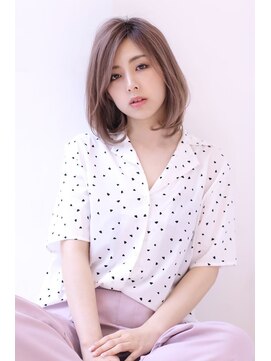 オーロ(ORO) プリンが目立たない!グラデーションカラー