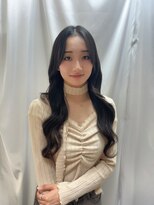 スリーク(Sleek)&nbsp;韓国風/黒髪ロング/艶髪【岡山/シールエクステ/ワンホン】