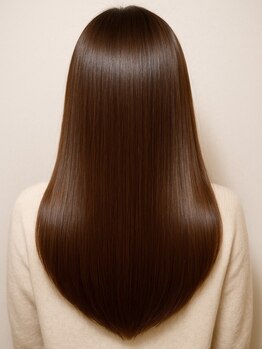 ヘアーデザイン アヴニール(hair design AVENIR)の写真/秋冬に気になりやすい静電気や乾燥によるひろがりを抑えることができる＊内部から補修し潤いのある艶髪へ♪