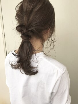 リタ(Lita) ゴム一本でできるやるあみアレンジ☆