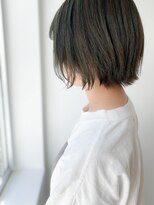 ネイヴィル オモテサンドウ(navile omotesando)&nbsp;☆ブリーチなしオリーブグレージュ外ハネボブ☆