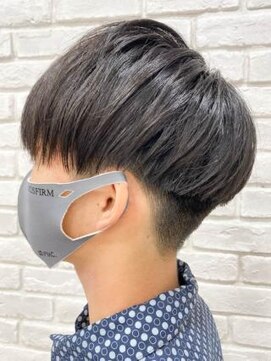 ミーティア バイ クアトロ(Meteor By QUATRO) メンズ！ストレートマッシュ