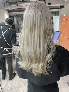 コワファーストナガサキシャンプーボーイ(COIFF1RST NAGASAKI SHAMPOO BOY) ミルクティーベージュ/ハイトーン/ダブルカラー