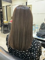 アキコ(AKIko) 透明感アッシュカラー/艶髪ロング/20代/30代/40代