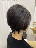 長さを残したおしゃれショート