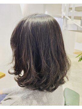 エイミーアンダーバー(amy_) 巻き髪風デジタルパーマ