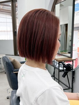 メロウ 神戸三宮(mellow) 前下がりボブ × ピンクブラウンカラー