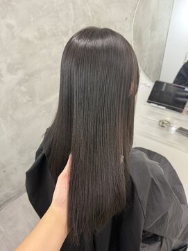 ドアホワイト(door white) 【doorwhite 新松戸】オリーブブラウン