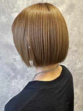 ザ ラブズ ラフズ ヘアー 本店(the loves laughs hair) ミルクティーベージュ/透明感カラー/ボブ