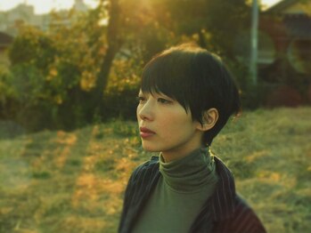 アウル ヘア ヴィレッジ(OWL hair village)の写真/冬もショートが断然かわいい!小顔に魅せる横顔美人なハンサムショートで新たな自分に出会える