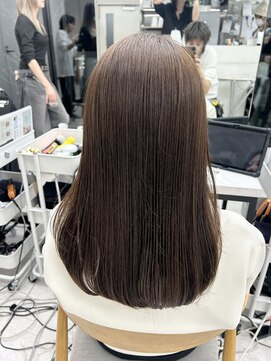 ビューナゴヤ 名駅(VIEW NAGOYA) レイヤーカット/ベージュカラー/ブリーチ無し/前髪カット