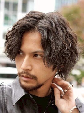 レタッチ バイ フィフス 銀座(RETOUCH by fifth) 銀座波巻きスパイラルパーマツイストスパイラルセンターパート