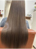 透明感オリーブベージュ
