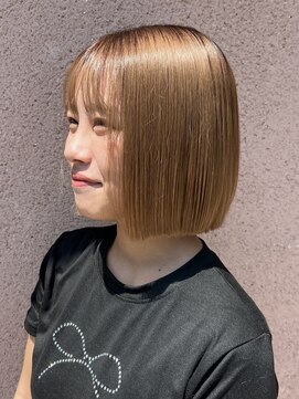 アルファサリダ(ALPHA SALIDA) ハイトーンボブ/切りっぱなしボブ/10代20代30代