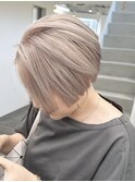 バズカット/シャギーボブ/ミルクティーベージュ/ハイトーン