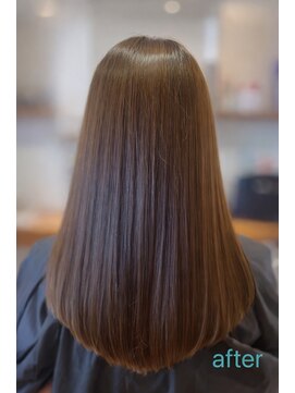 ミルキィ 五条店 ショート/ベージュ/ブラウン/50代/40代/うねり/ボブ/細毛/広がり