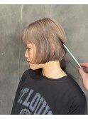 ボブ×ミルクティーベージュ