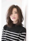 ヘルシー&ナチュラルな抜け感ウェーブで上質の大人な綺麗に