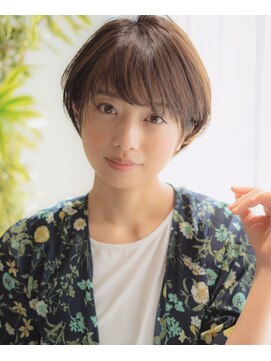 アヴァロン(AVALON) 【mag  ginza】耳掛けひし形マッシュショートボブ