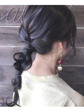 ヘアー クリエイト カルバリ(HAIR CREATE Calbari) アレンジ編み