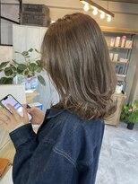 ラテ ヘア リリィ(latte hair lily)&nbsp;大人可愛い/ミルクティーベージュ