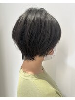 クルム(KURUMU)&nbsp;襟足くびれショート