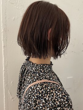 カウチ 板橋本町店(kauti) 外ハネぱつっとボブ