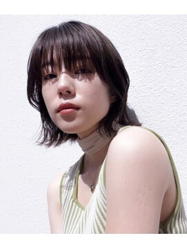 ノア(noa) グレージュアッシュ/ナチュラルウルフ/レイヤーヘア