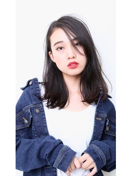 ドルチェ(dolce) 大人ミディアムロング × アッシュブラック