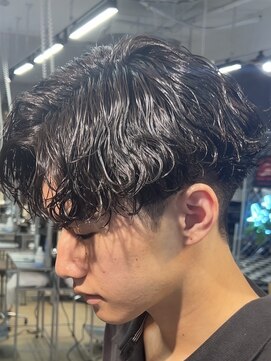 メイン(MENIN) 波巻きパーマ【相模大野/メンズ/眉毛/町田】