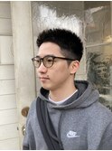 黒髪アップバング刈り上げフェードカット/スパイラルショート