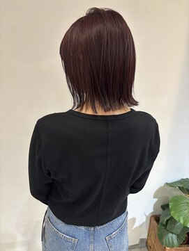 イル(ill) ピンクカラー チェリーピンク ブリーチなし ボブ 大須