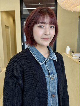 スニュウ(snuw) 切りっぱなしボブ／マロンベージュ／ミルクティカラー