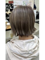 サロンイズディス(Salon is this)&nbsp;白髪ぼかしハイライト