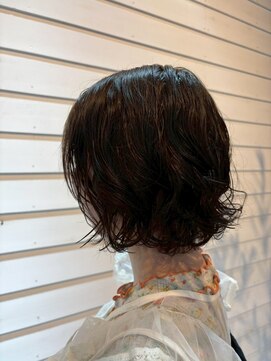 ラコスタ(LaCosTa) 20代30代40代大人かわいいゆるふわウェーブショート