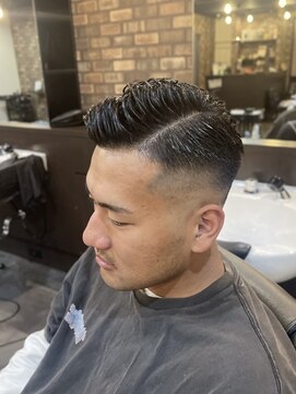 バーバーショップ ネオ セカンド(BARBERSHOP NEO2nd) パーマオンサイドパート