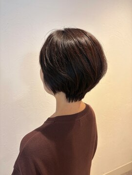 トゥ ルーチェ(tu.luce) 【コン】大人ショート