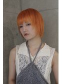 雰囲気を出すオレンジとショートヘア/逆ウルフ