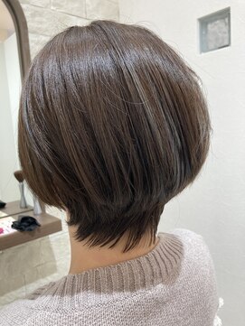 プレジールバイラファブリック(PLAISIR by LA FABRIQUE) 【下田】ショートボブ