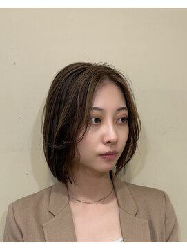 フリー(FREEY) ミニボブ ハイライト トレンドカラー