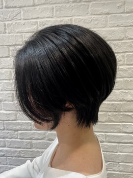ネオリーブアオバ 高田馬場店(Neolive aoba) 美フォルムショートボブ/前下がりショートボブ/30.40,50代にも◎